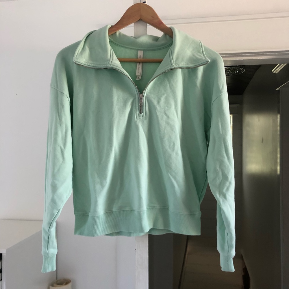 The group babaton zip up sweater